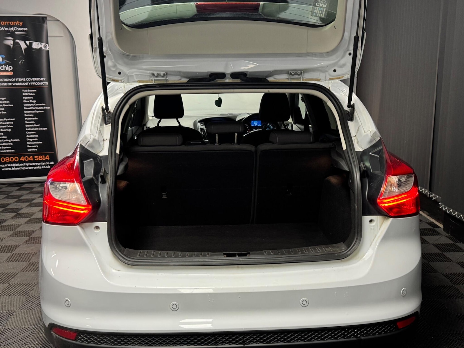 Used Ford Focus for sale - 76727430: Photo 17