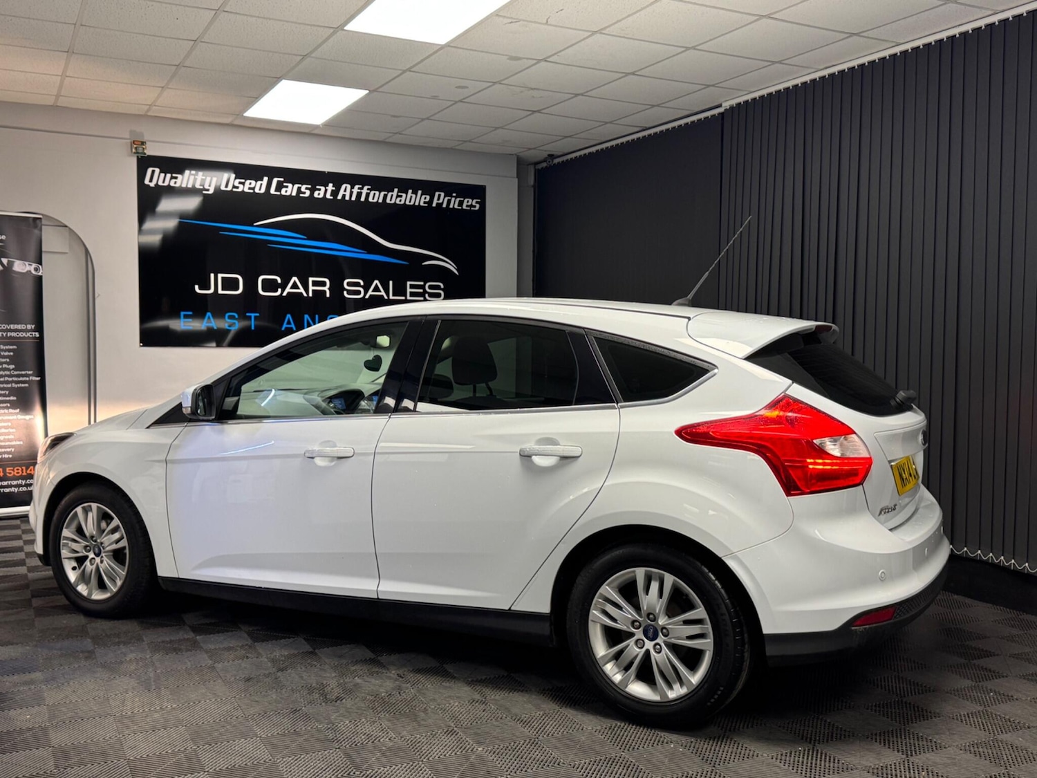 Used Ford Focus for sale - 76727430: Photo 8