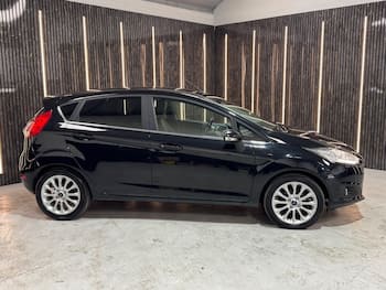 Used Ford Fiesta 2015 for sale - 79847572: Photo