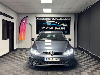 Used Volkswagen Golf 2017 for sale - 76423686: Photo