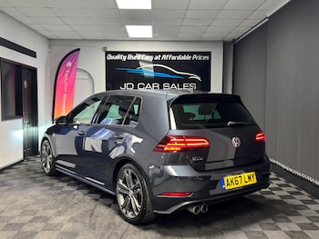 Used Volkswagen Golf 2017 for sale - 76423686: Photo