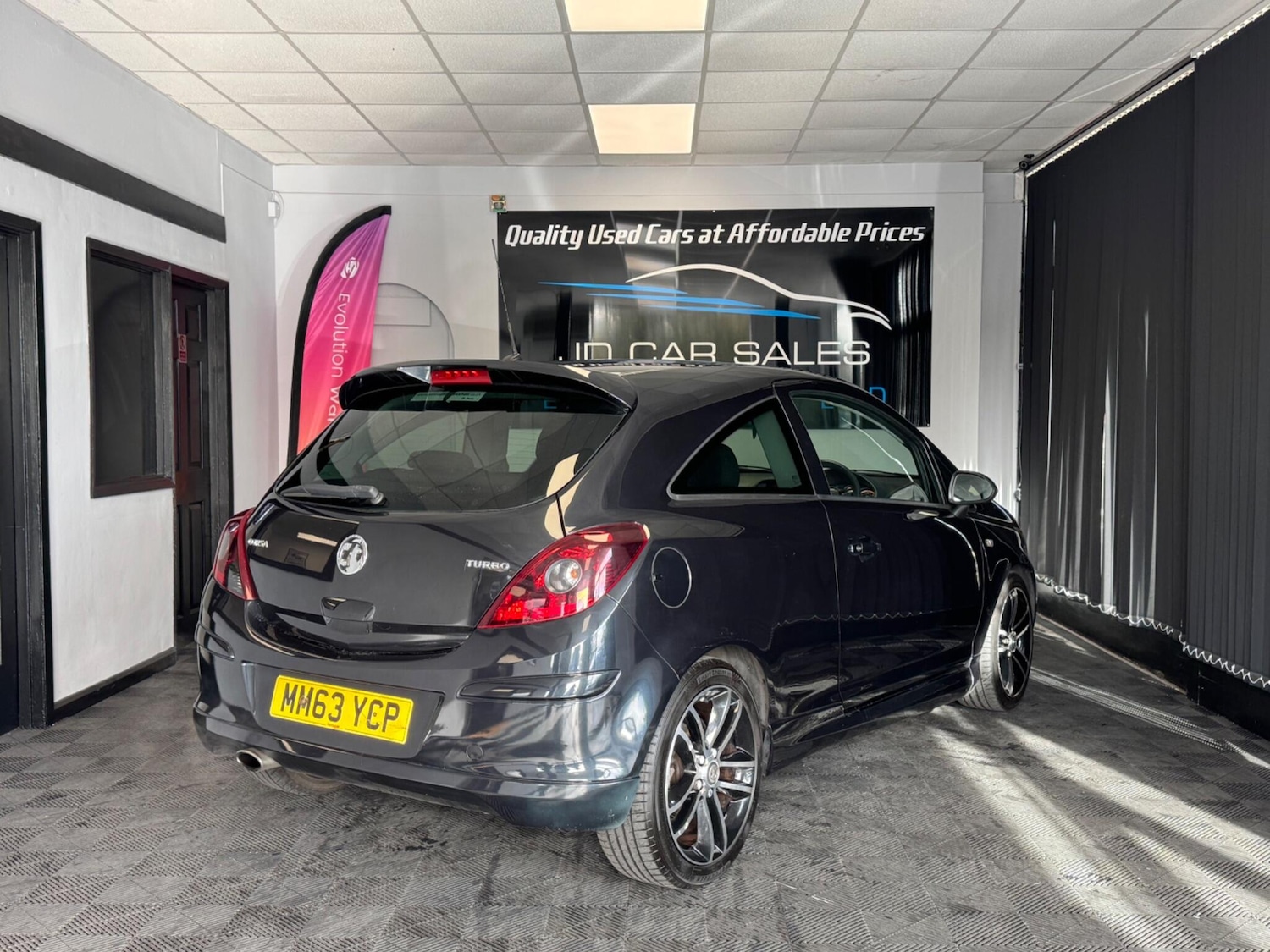 Used Vauxhall Corsa 2014 for sale - 76380807: Photo 11