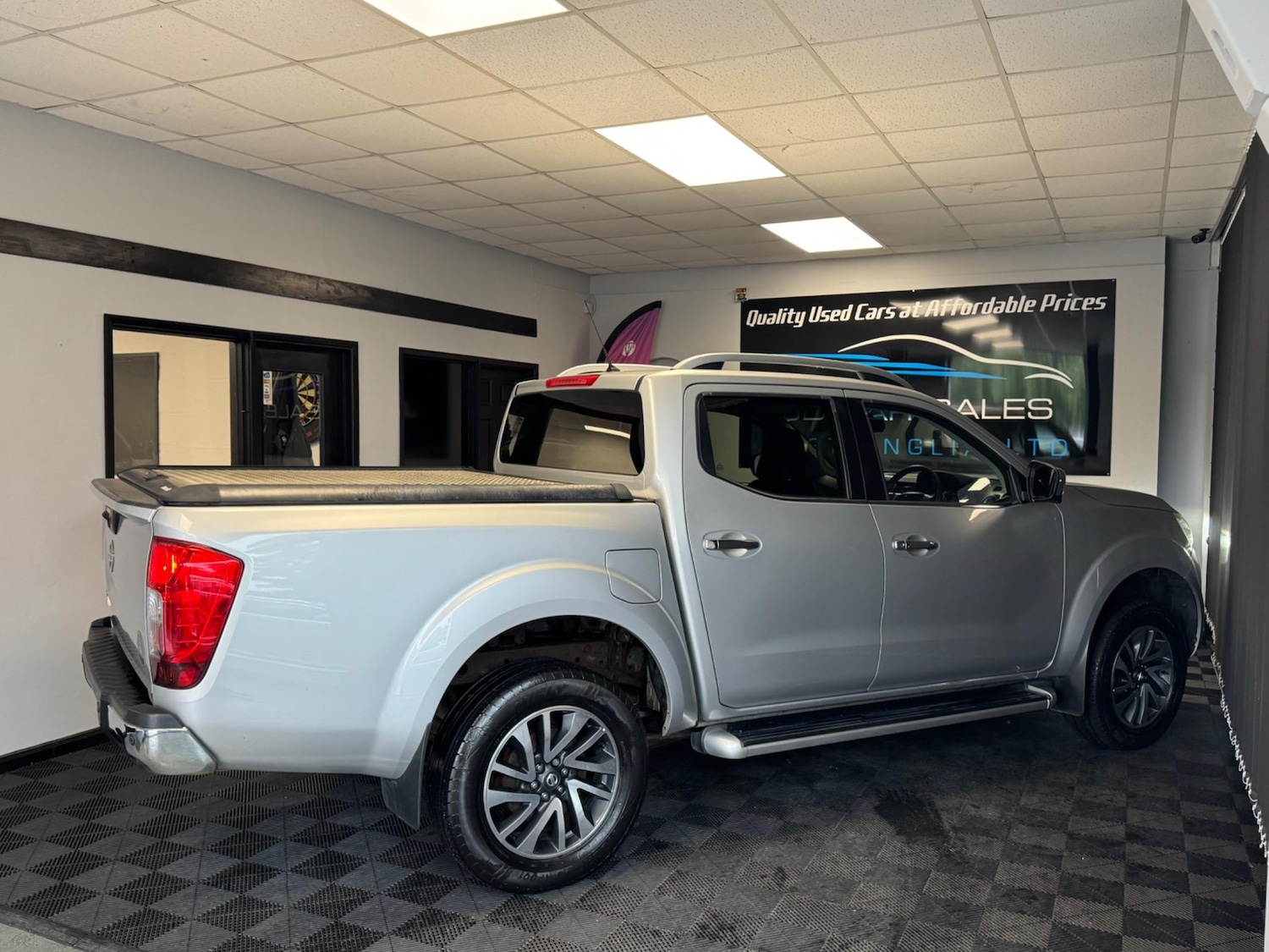 Used Nissan Navara 2018 for sale - 76988018: Photo 10