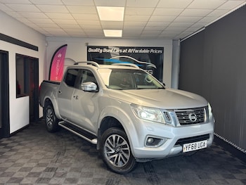 Used Nissan Navara 2018 for sale - 76988018: Photo