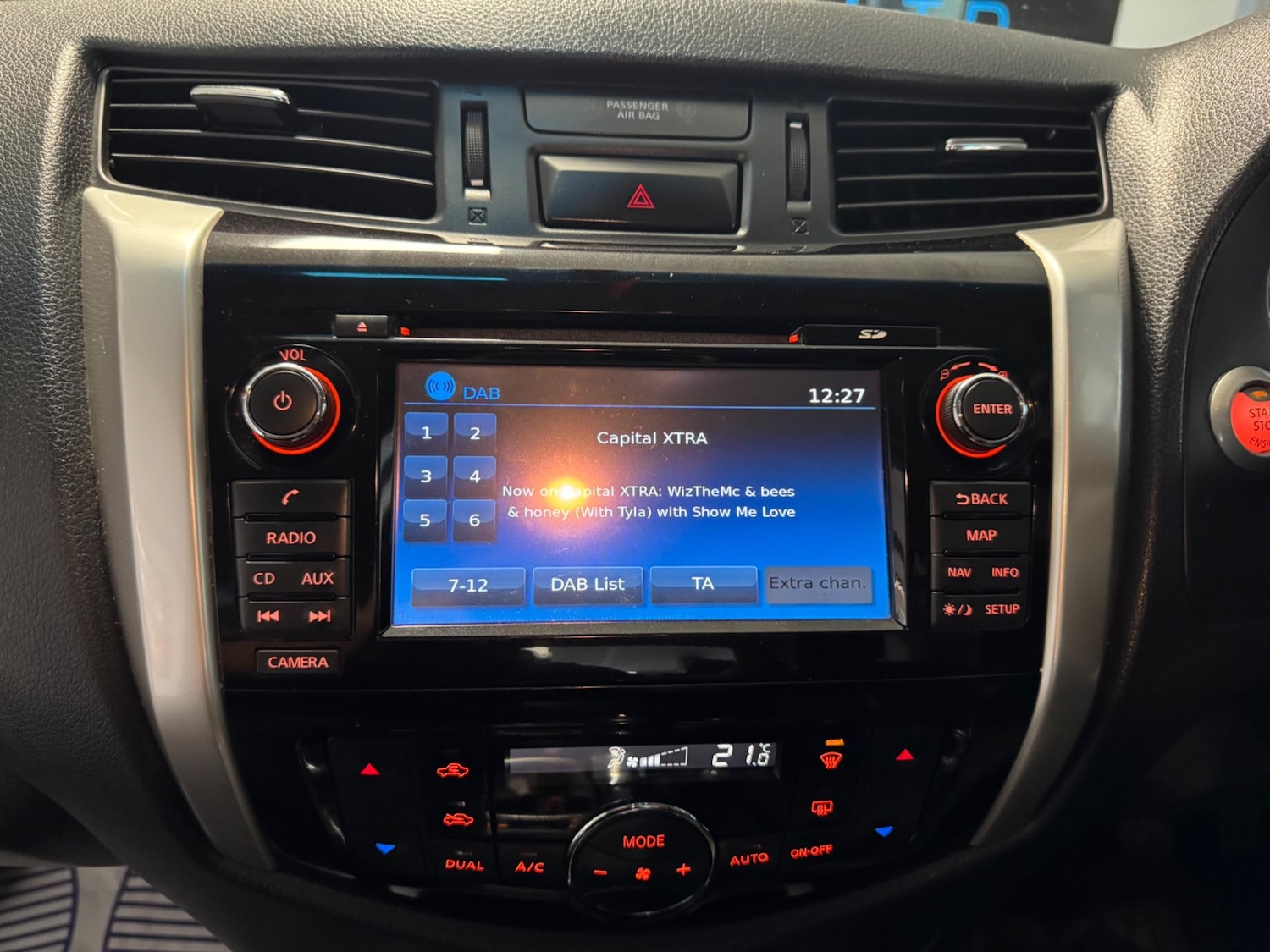 Used Nissan Navara 2018 for sale - 76988018: Photo 25