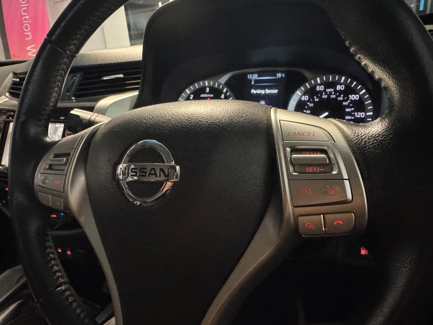 Used Nissan Navara 2018 for sale - 76988018: Photo 36