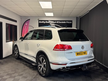 Used Volkswagen Touareg 2015 for sale - 75940936: Photo