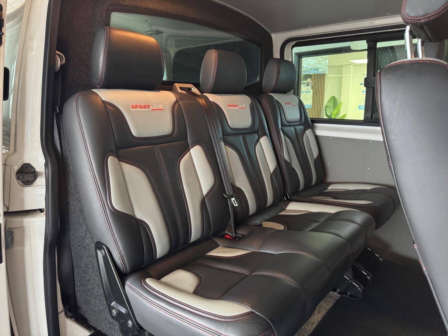 Used Volkswagen Transporter 2014 for sale - 77411736: Photo 28
