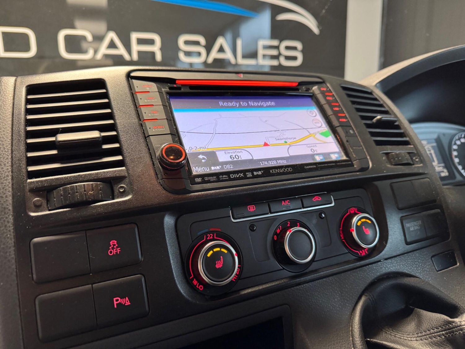 Used Volkswagen Transporter 2014 for sale - 77411736: Photo 37