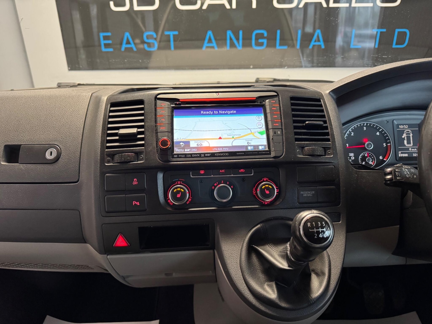 Used Volkswagen Transporter 2014 for sale - 77411736: Photo 38