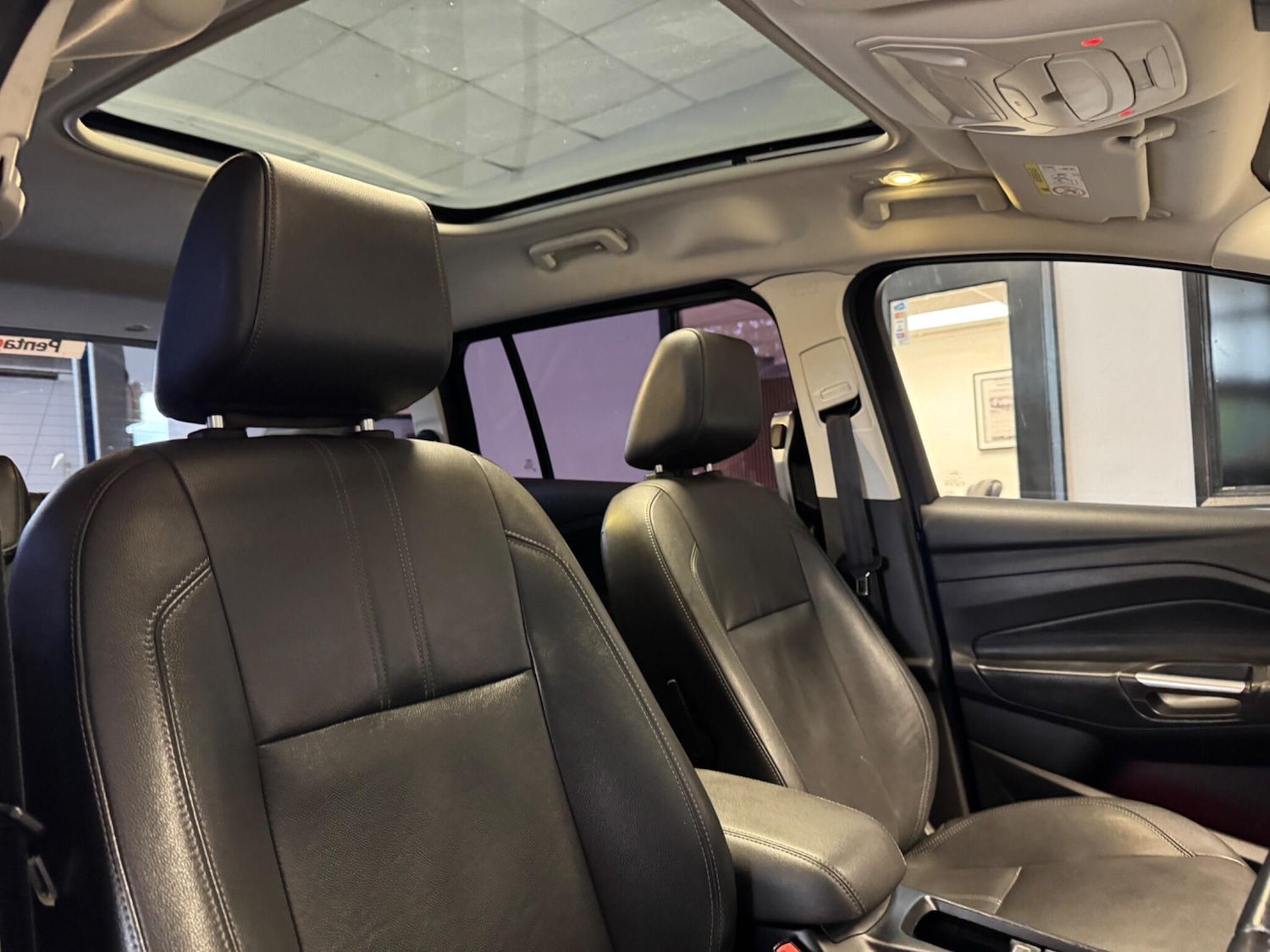 Used Ford Grand C-Max 2017 for sale - 76337712: Photo 23