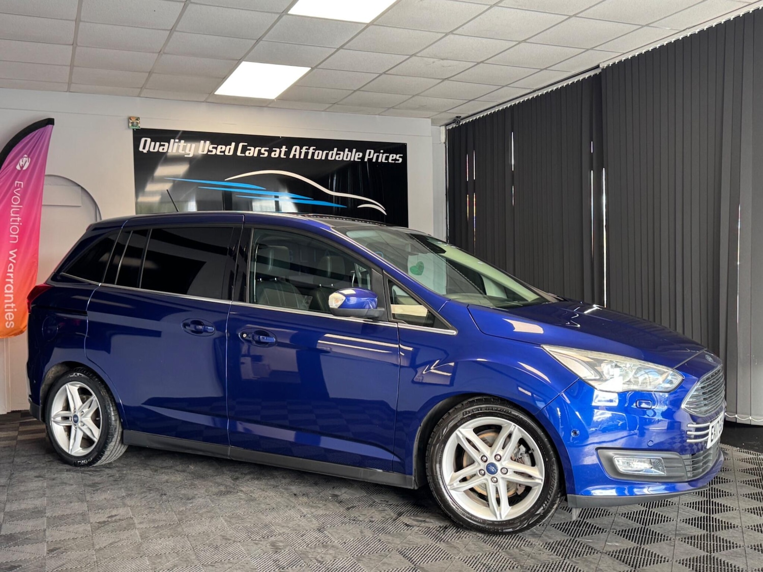 Used Ford Grand C-Max 2017 for sale - 76337712: Photo 4