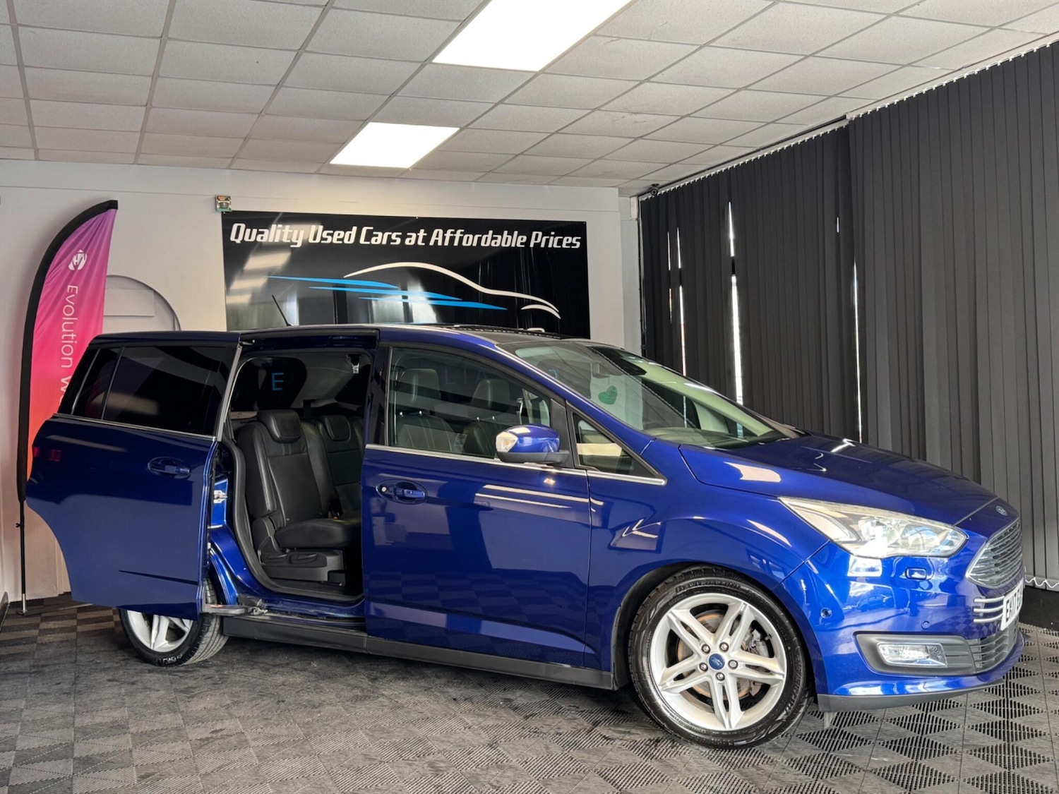 Used Ford Grand C-Max 2017 for sale - 76337712: Photo 5