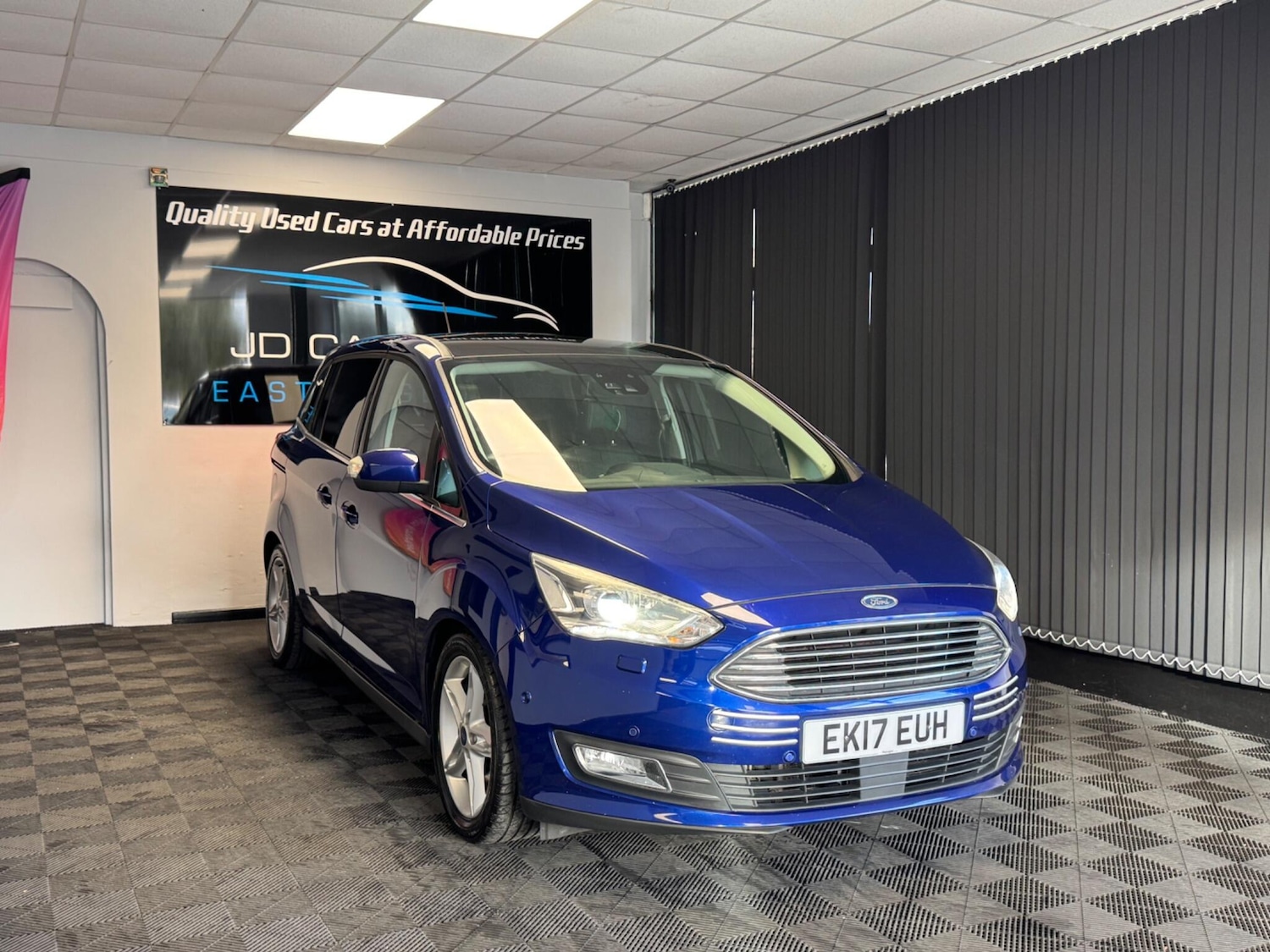 Used Ford Grand C-Max 2017 for sale - 76337712: Photo 6