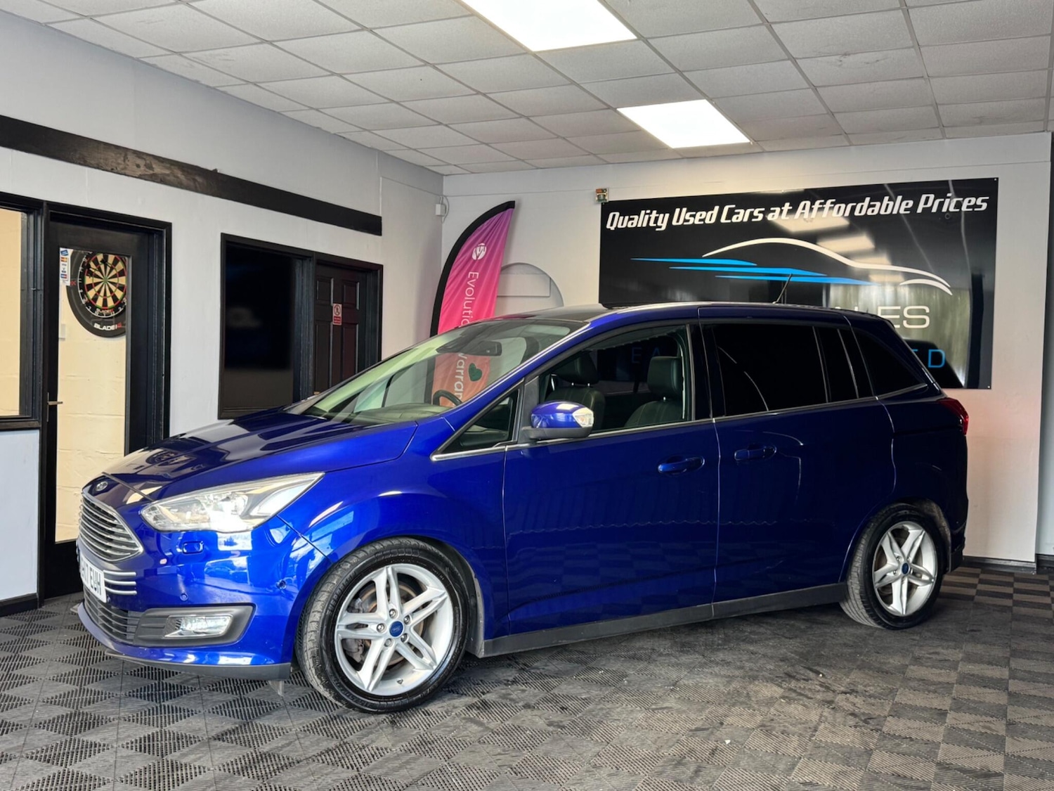 Used Ford Grand C-Max 2017 for sale - 76337712: Photo 8