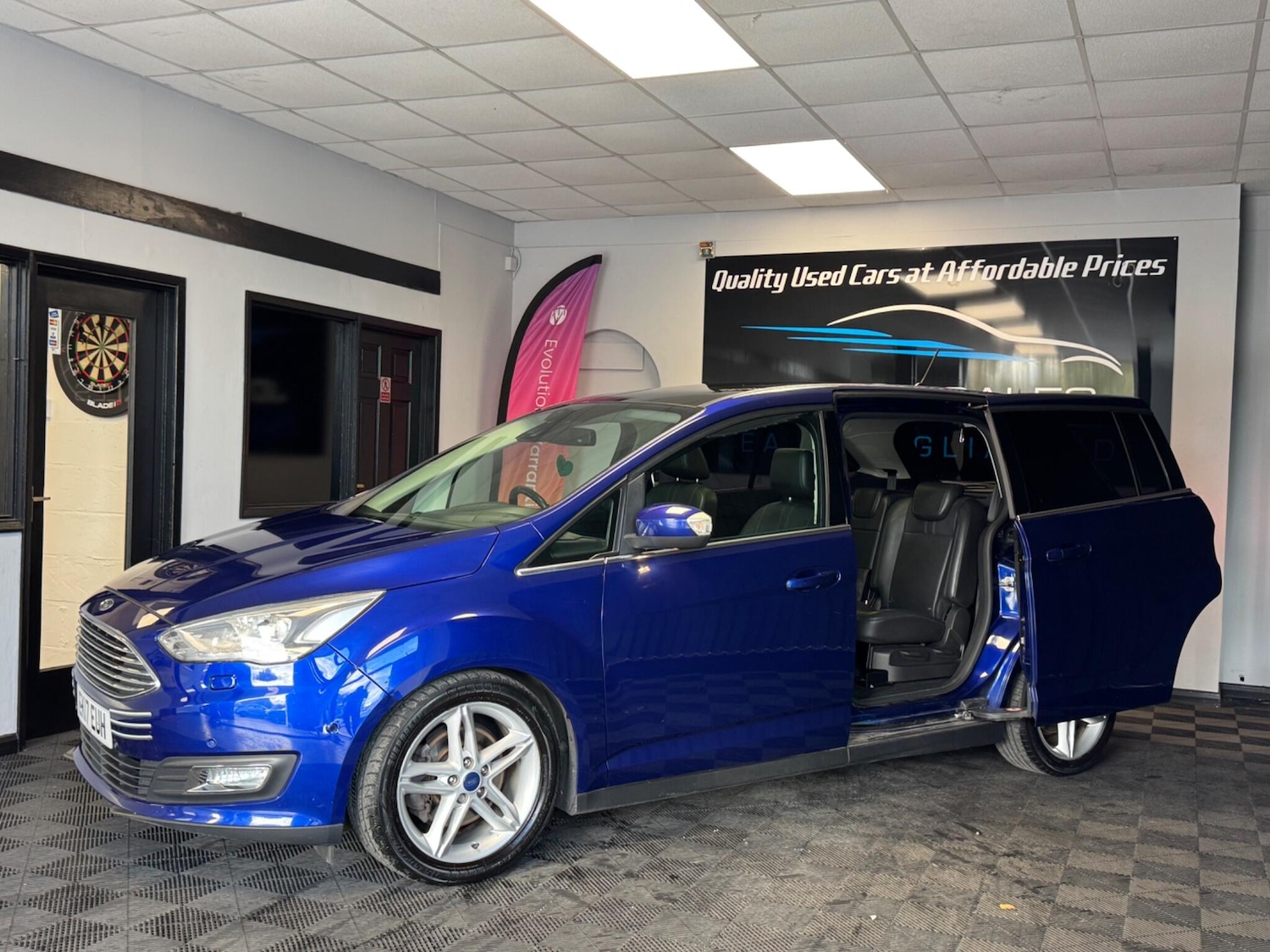 Used Ford Grand C-Max 2017 for sale - 76337712: Photo 9