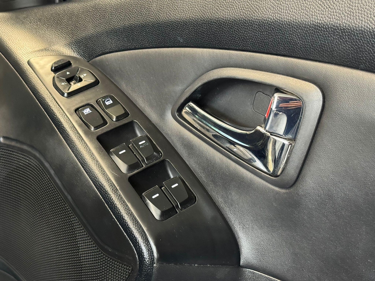 Used Hyundai Ix35 2013 for sale - 76377924: Photo 23