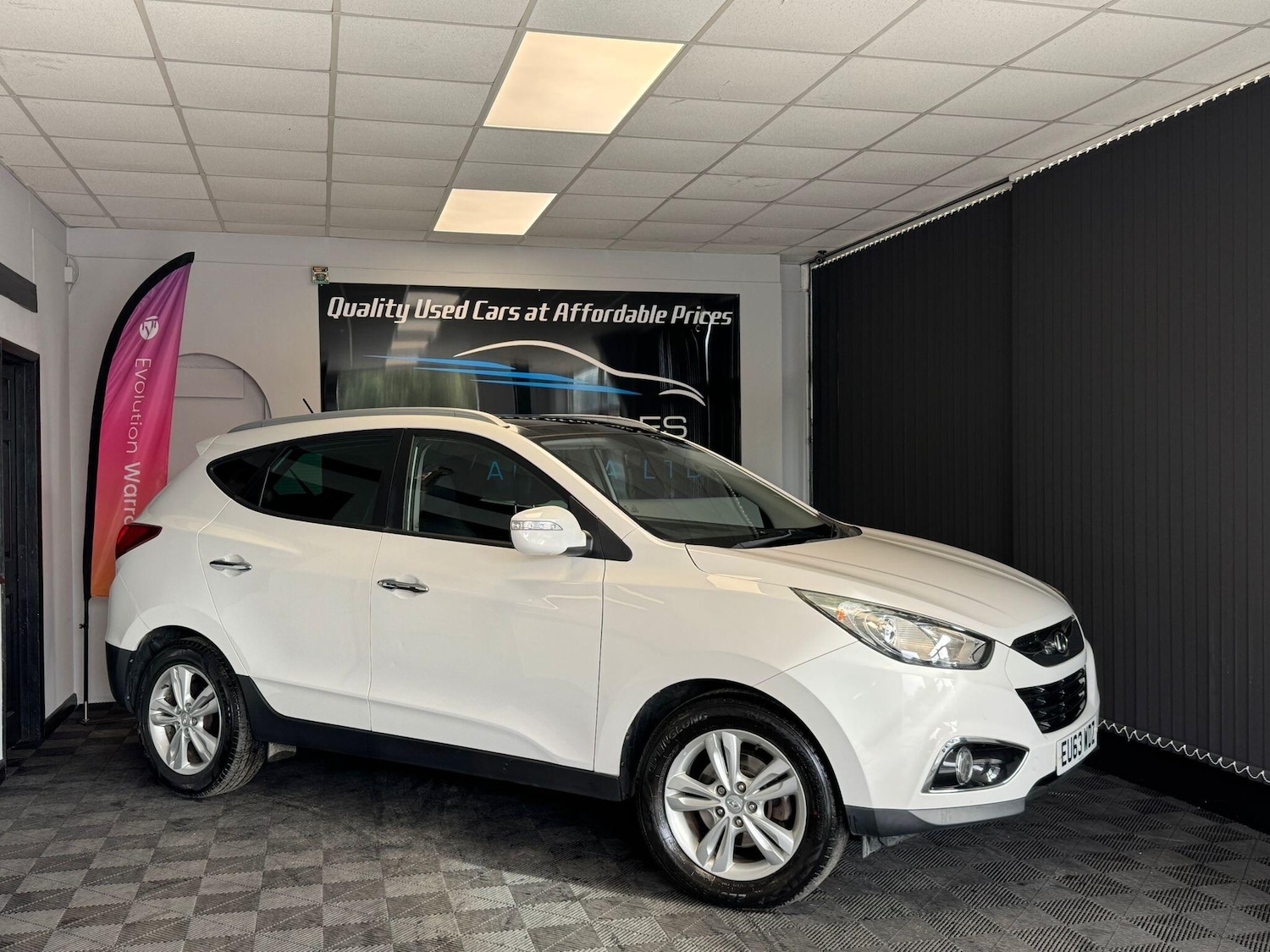 Used Hyundai Ix35 2013 for sale - 76377924: Photo 4