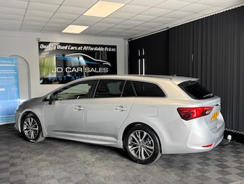 Used Toyota Avensis 2015 for sale - 78171518: Photo