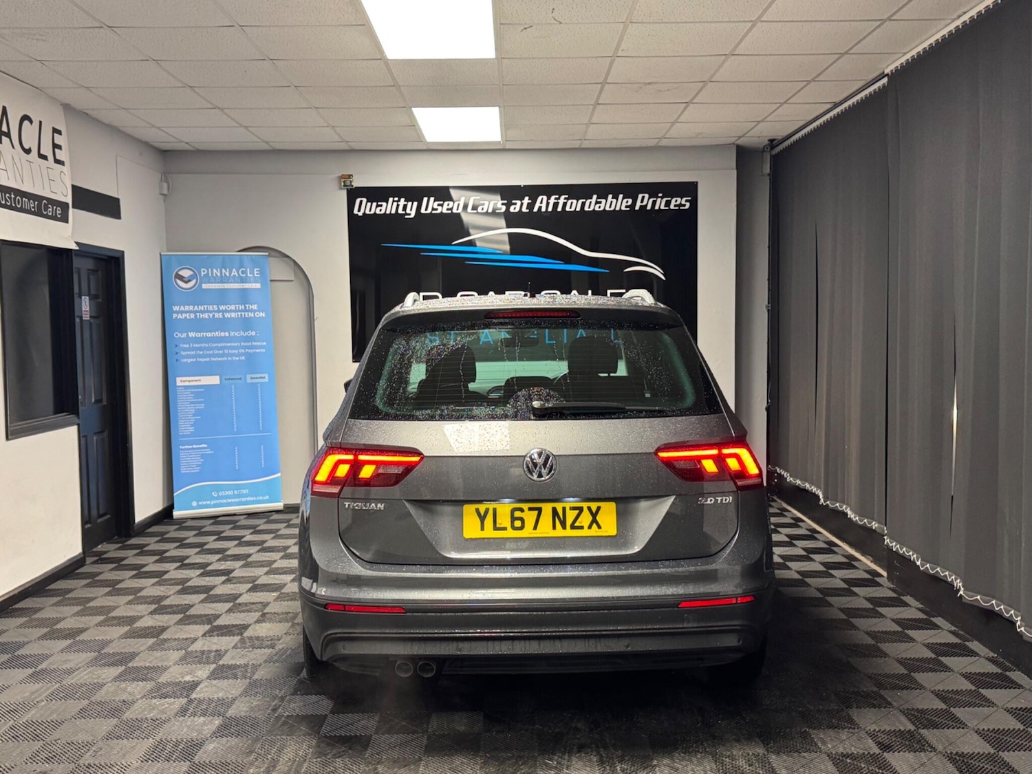 Used Volkswagen Tiguan 2017 for sale - 77624897: Photo 11