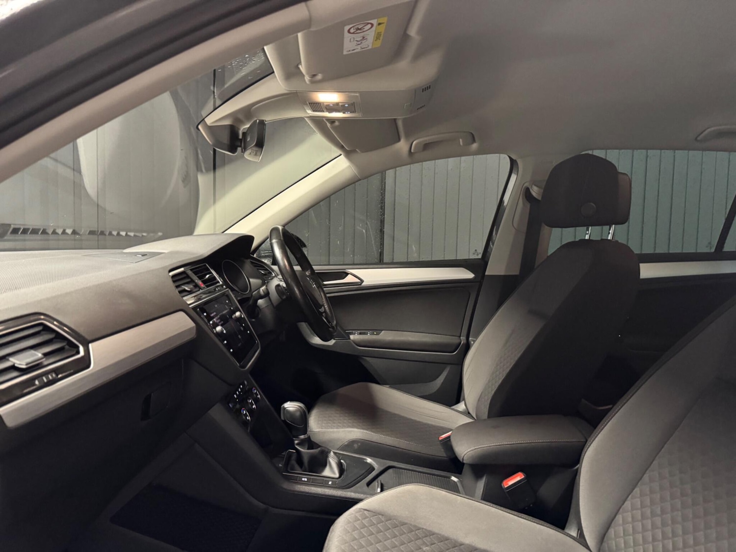 Used Volkswagen Tiguan 2017 for sale - 77624897: Photo 27