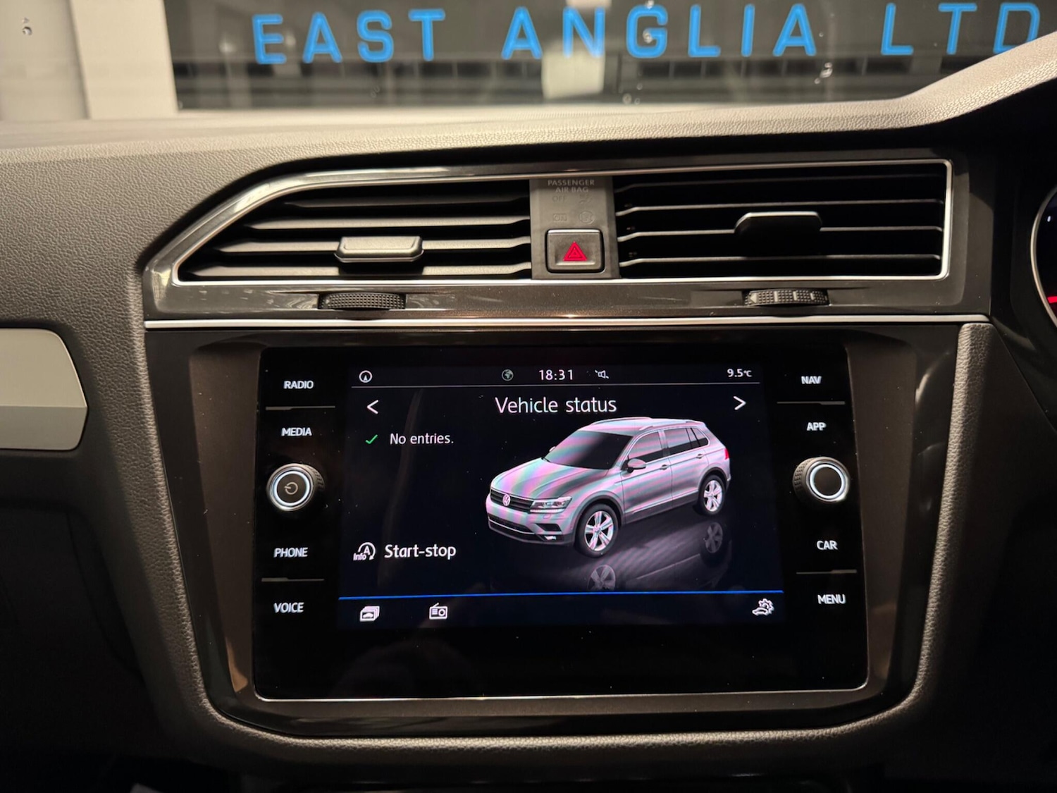 Used Volkswagen Tiguan 2017 for sale - 77624897: Photo 35