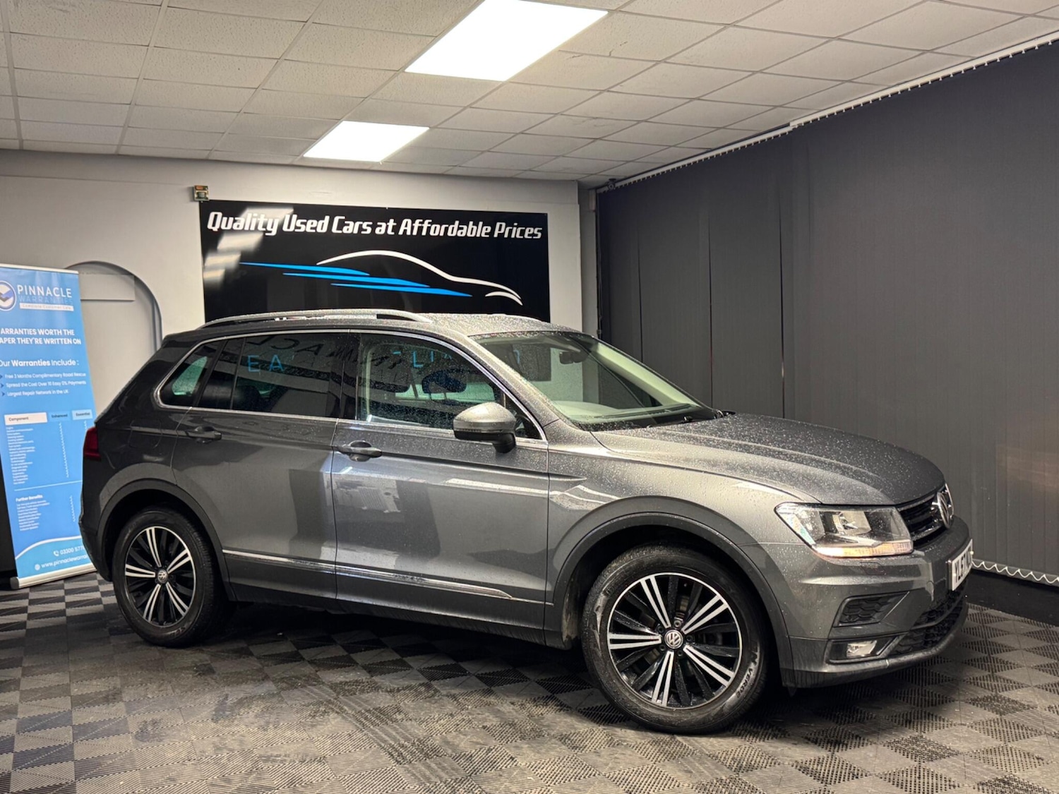 Used Volkswagen Tiguan 2017 for sale - 77624897: Photo 4