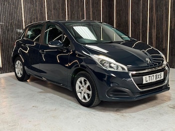 Used Peugeot 208 2017 for sale - 79532516: Photo