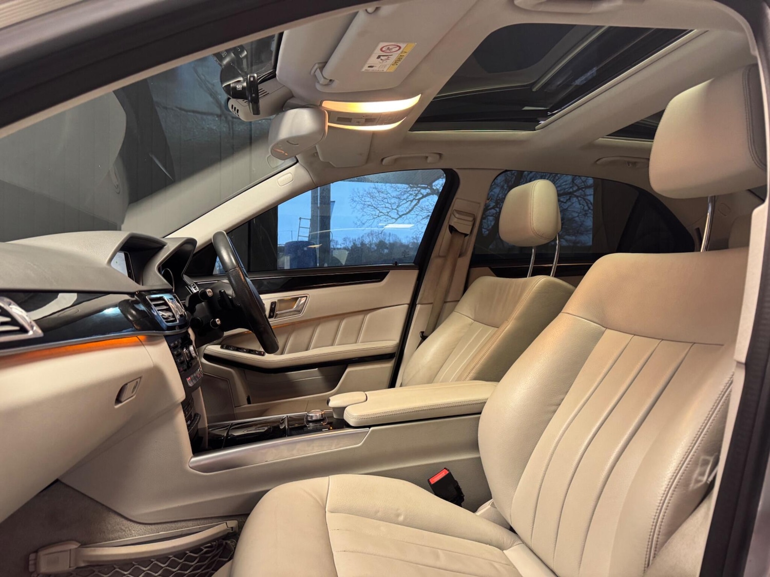 Used Mercedes-Benz E Class 2014 for sale - 77060386: Photo 24