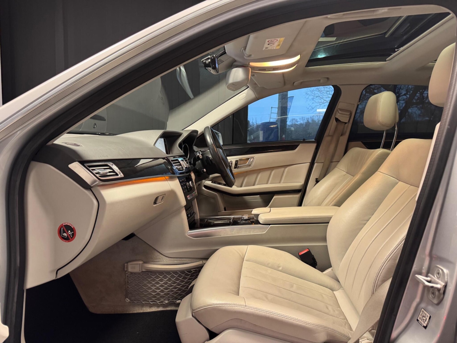 Used Mercedes-Benz E Class 2014 for sale - 77060386: Photo 27