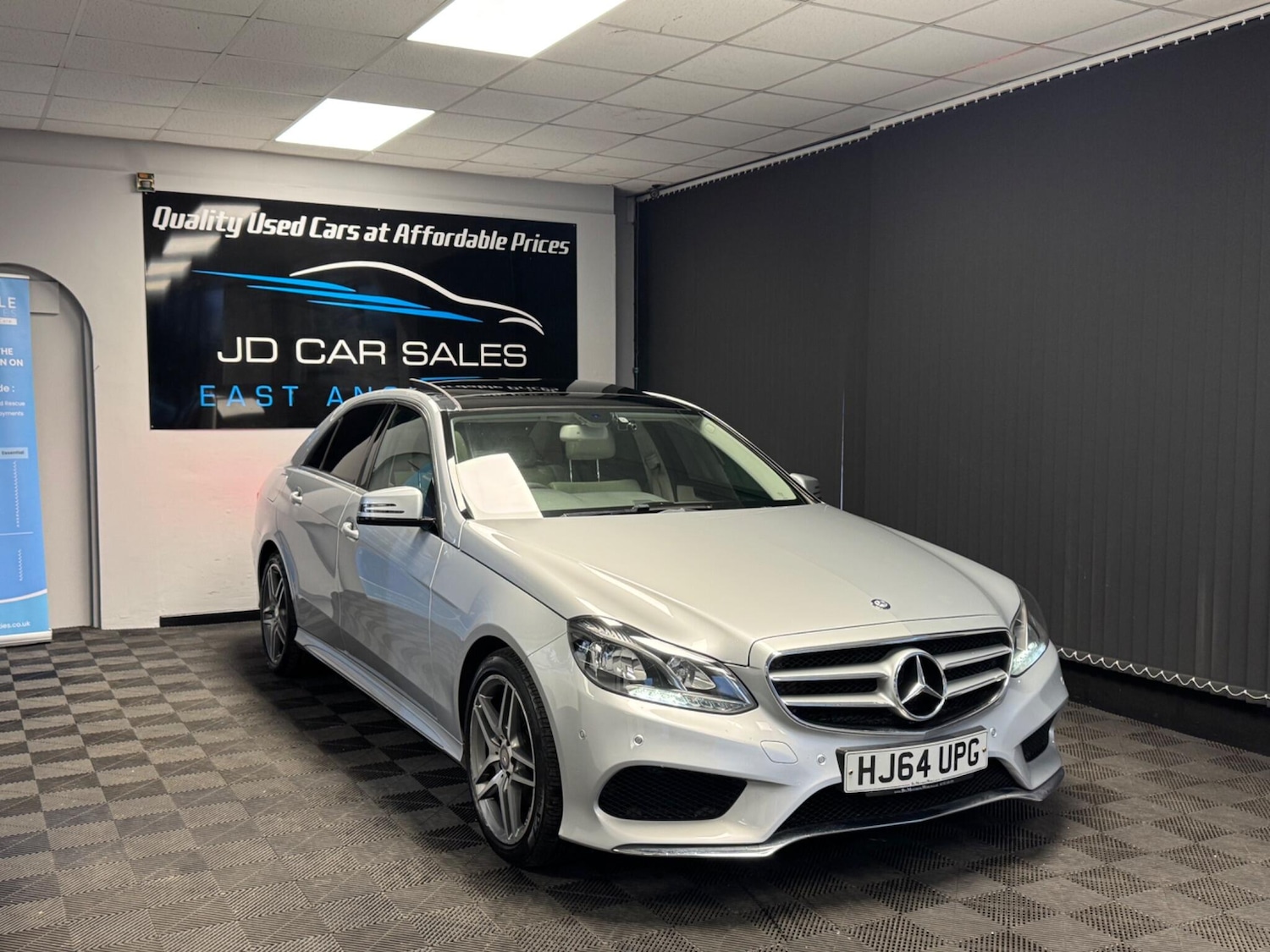 Used Mercedes-Benz E Class 2014 for sale - 77060386: Photo 5