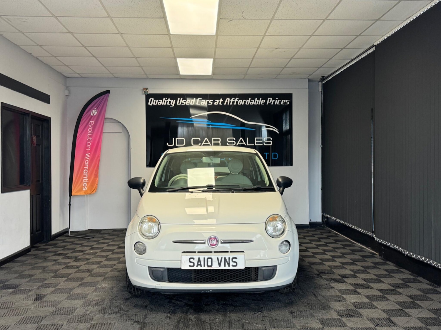 Used Fiat 500 2010 for sale - 76592792: Photo 2