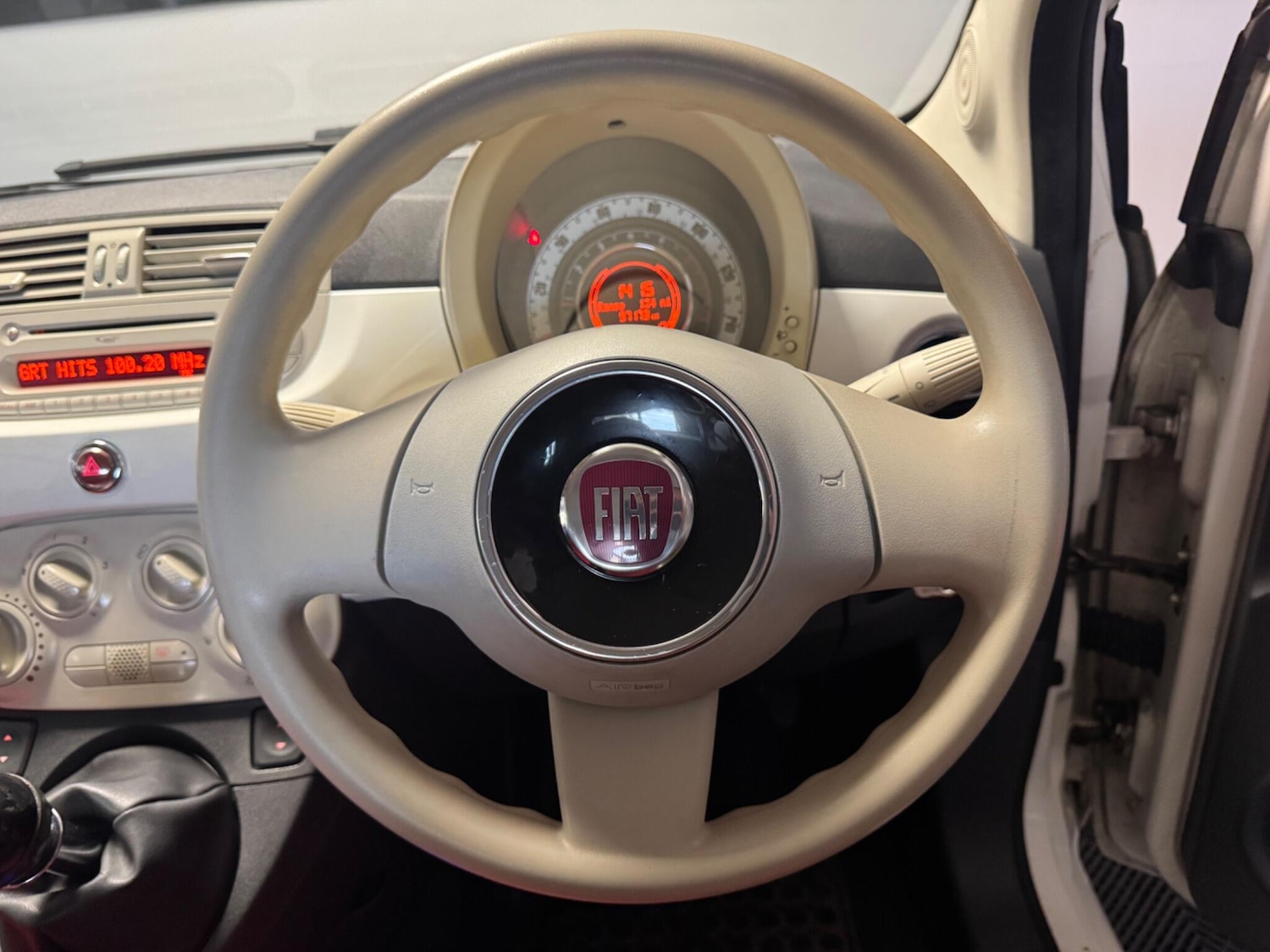 Used Fiat 500 2010 for sale - 76592792: Photo 22