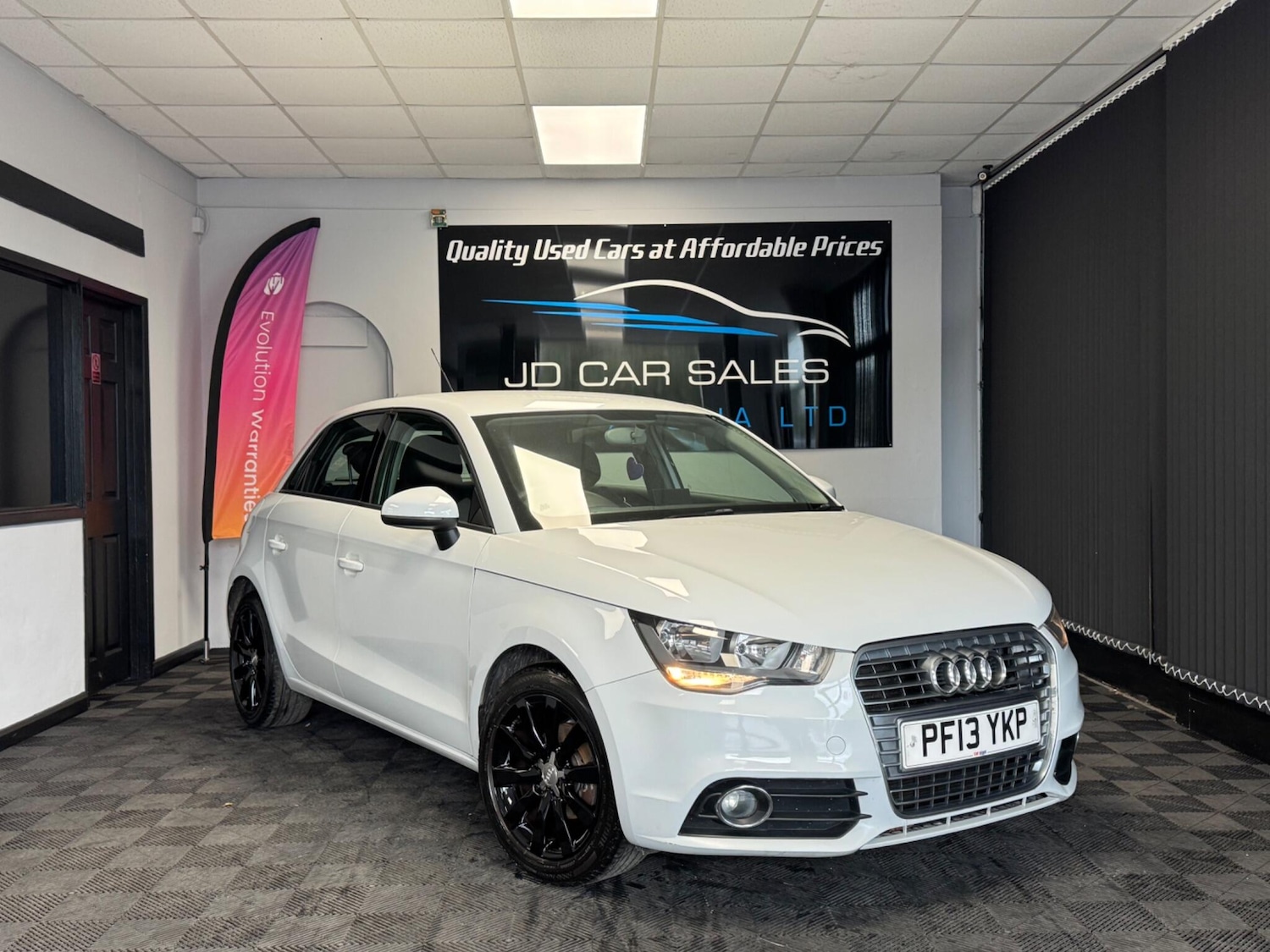 Used Audi A1 2013 for sale - 76317748: Photo 1