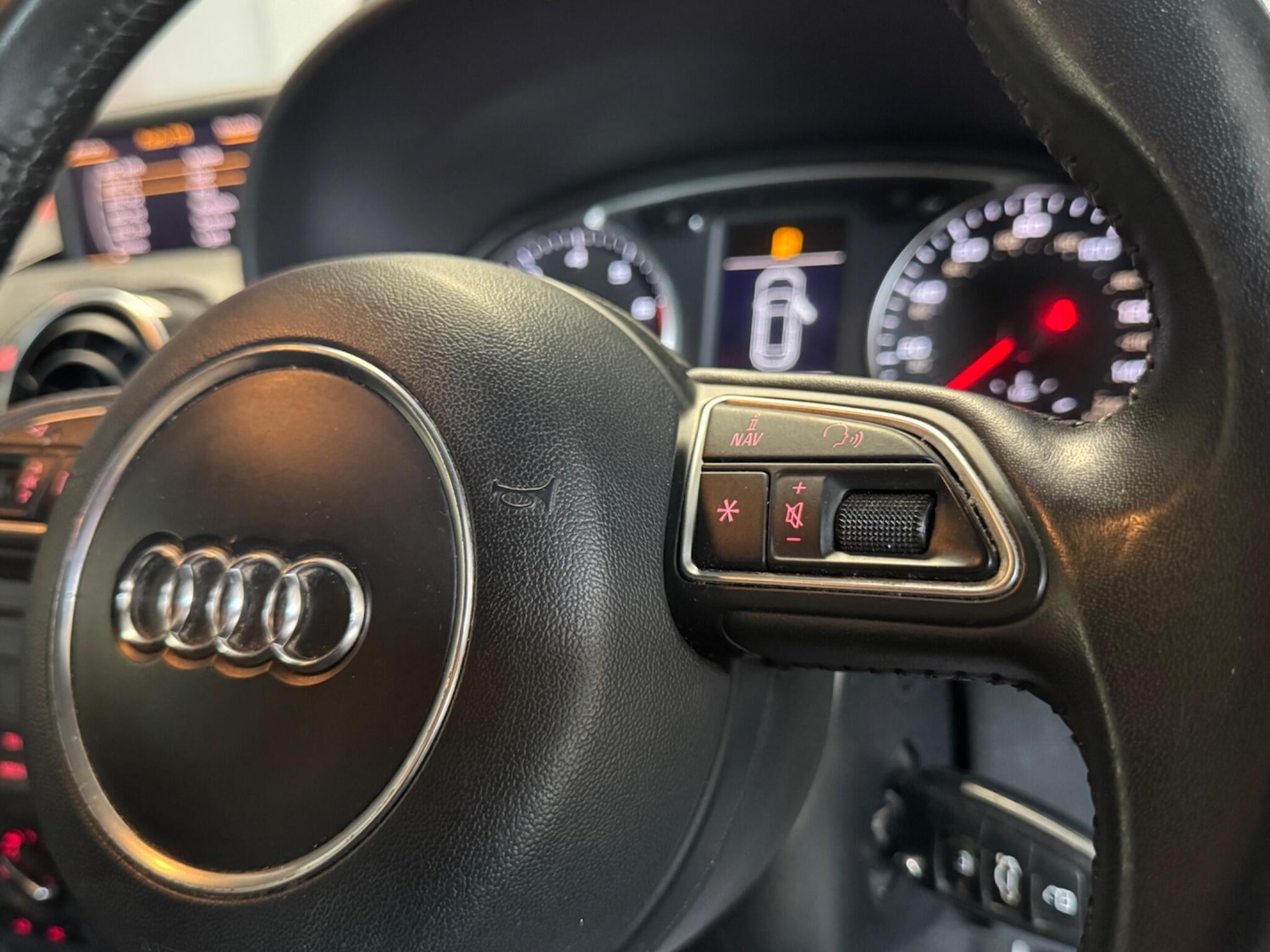 Used Audi A1 2013 for sale - 76317748: Photo 34