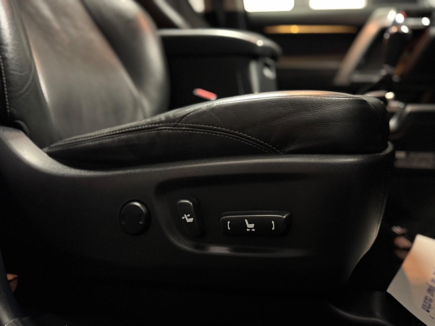 Used Toyota Land Cruiser 2014 for sale - 76728395: Photo 24