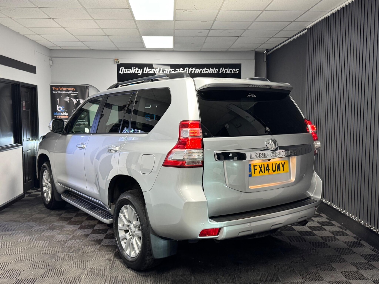 Used Toyota Land Cruiser 2014 for sale - 76728395: Photo 3