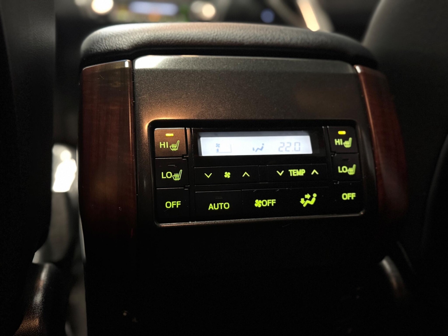 Used Toyota Land Cruiser 2014 for sale - 76728395: Photo 31