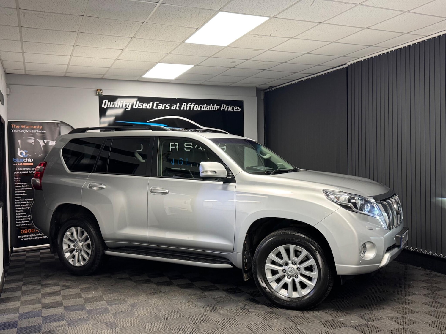 Used Toyota Land Cruiser 2014 for sale - 76728395: Photo 4