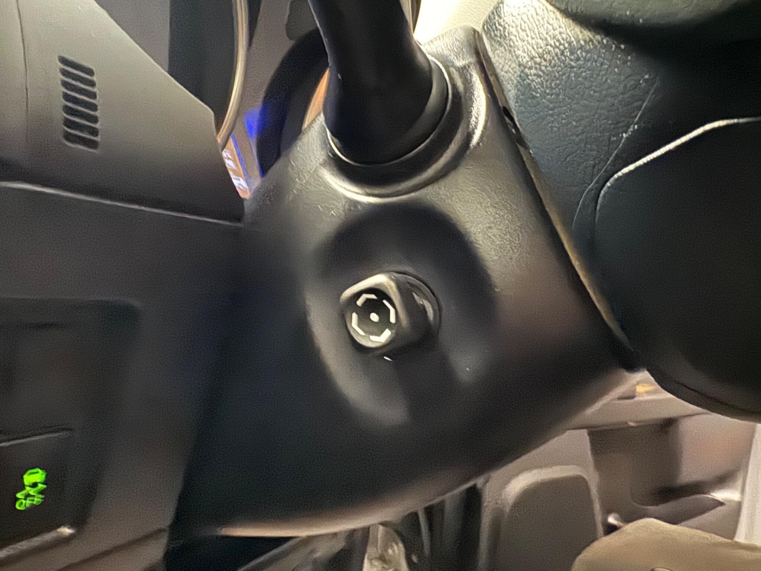 Used Toyota Land Cruiser 2014 for sale - 76728395: Photo 49