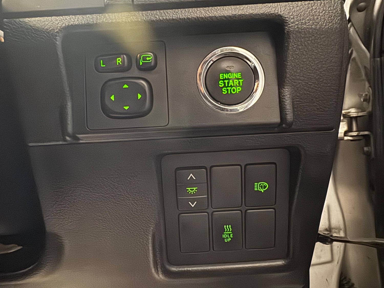 Used Toyota Land Cruiser 2014 for sale - 76728395: Photo 51