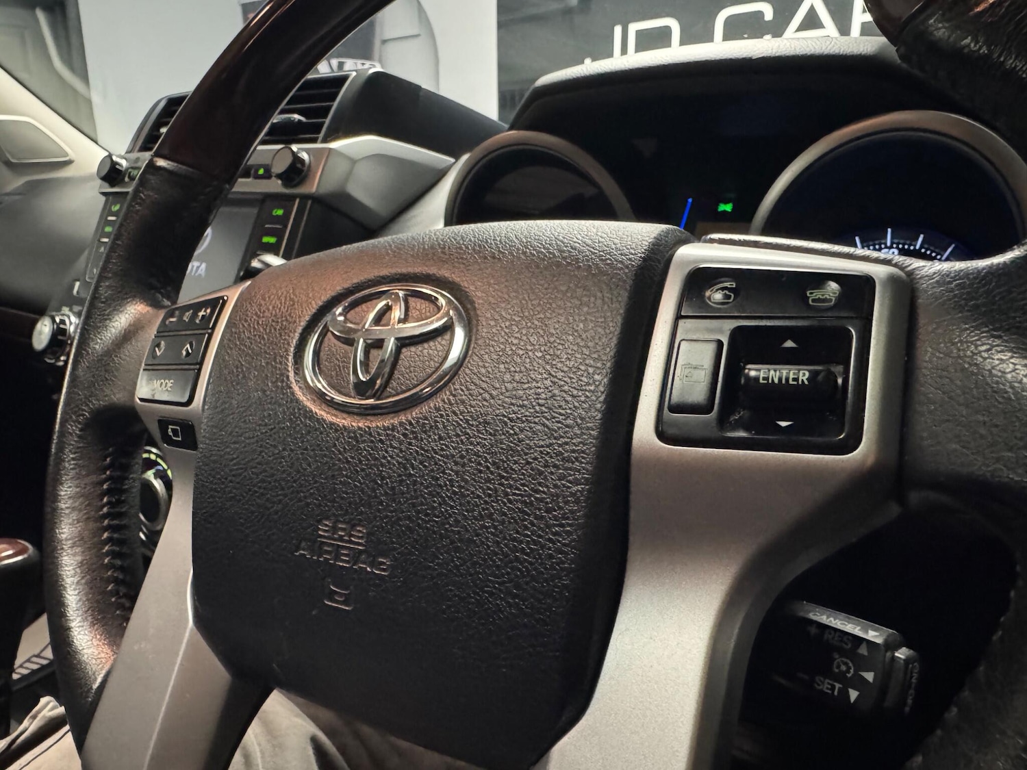 Used Toyota Land Cruiser 2014 for sale - 76728395: Photo 56