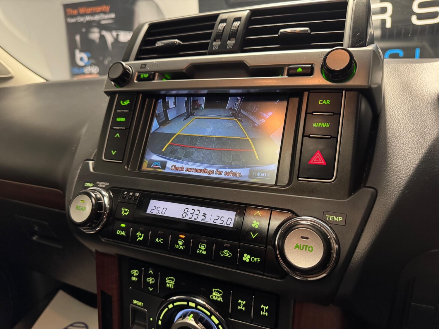 Used Toyota Land Cruiser 2014 for sale - 76728395: Photo 57