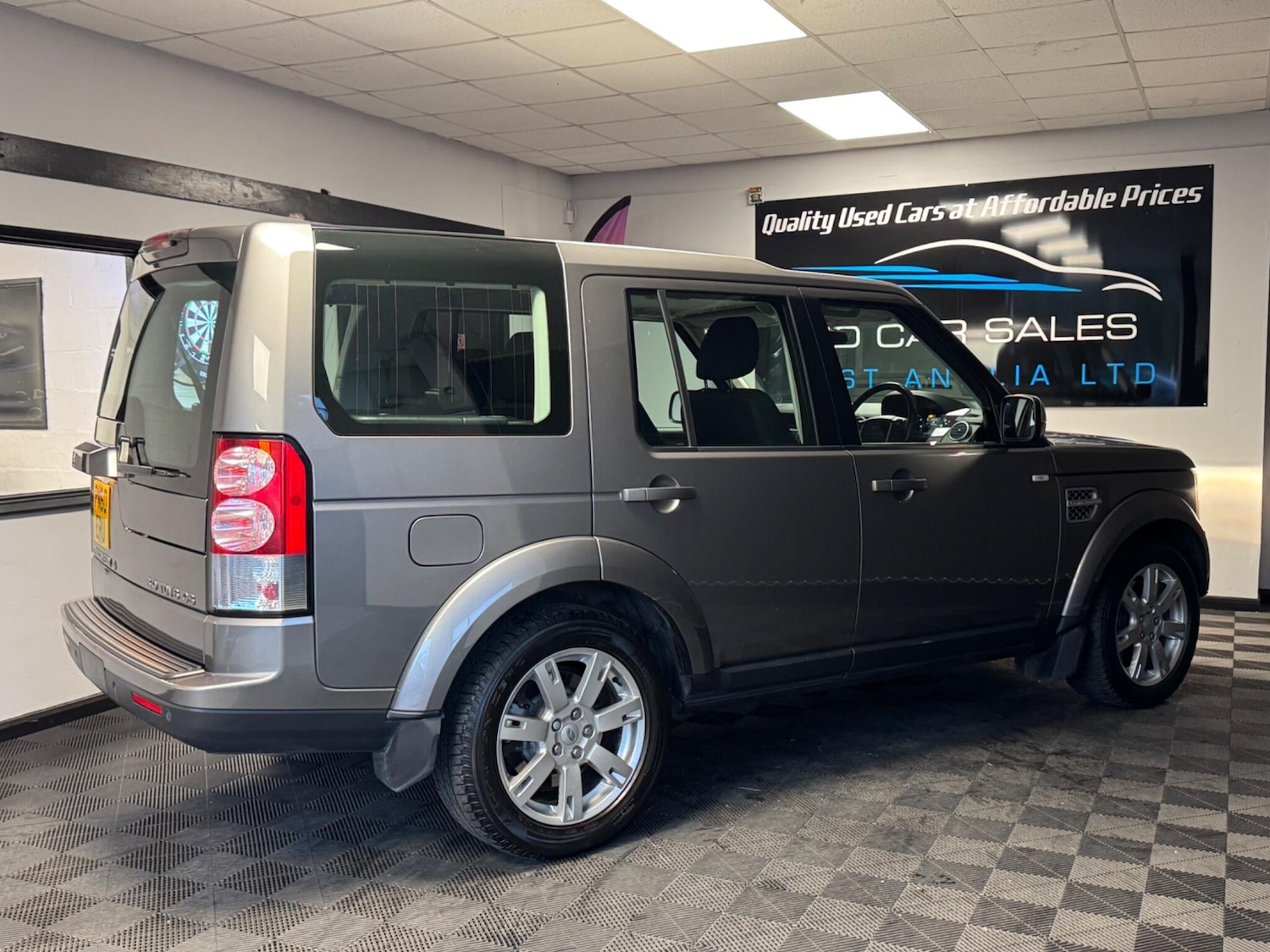 Used Land Rover Discovery 4 2010 for sale - 76371690: Photo 13