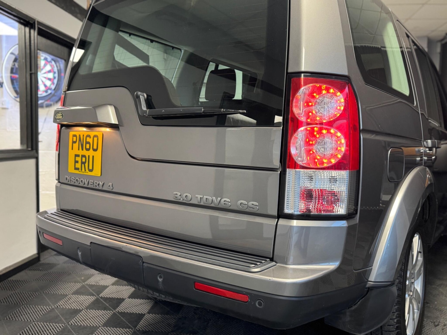 Used Land Rover Discovery 4 2010 for sale - 76371690: Photo 16