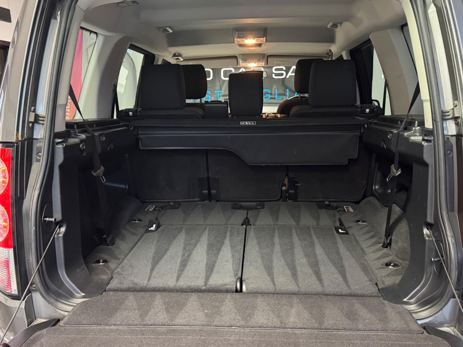 Used Land Rover Discovery 4 2010 for sale - 76371690: Photo 19