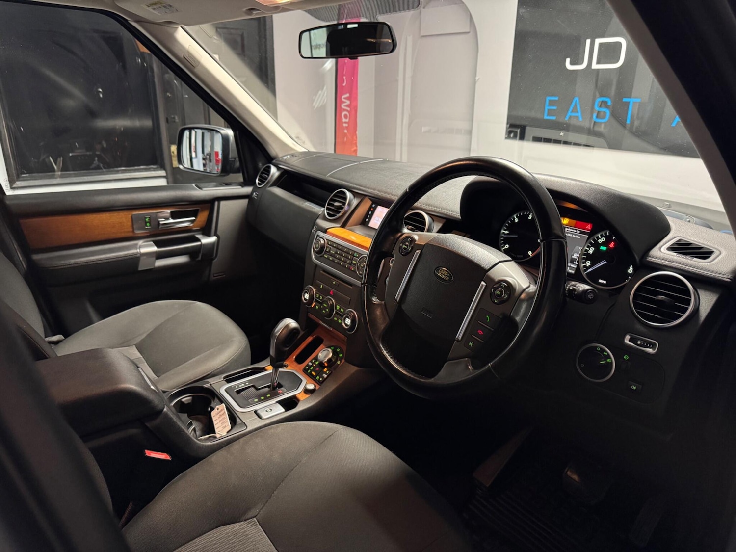 Used Land Rover Discovery 4 2010 for sale - 76371690: Photo 22