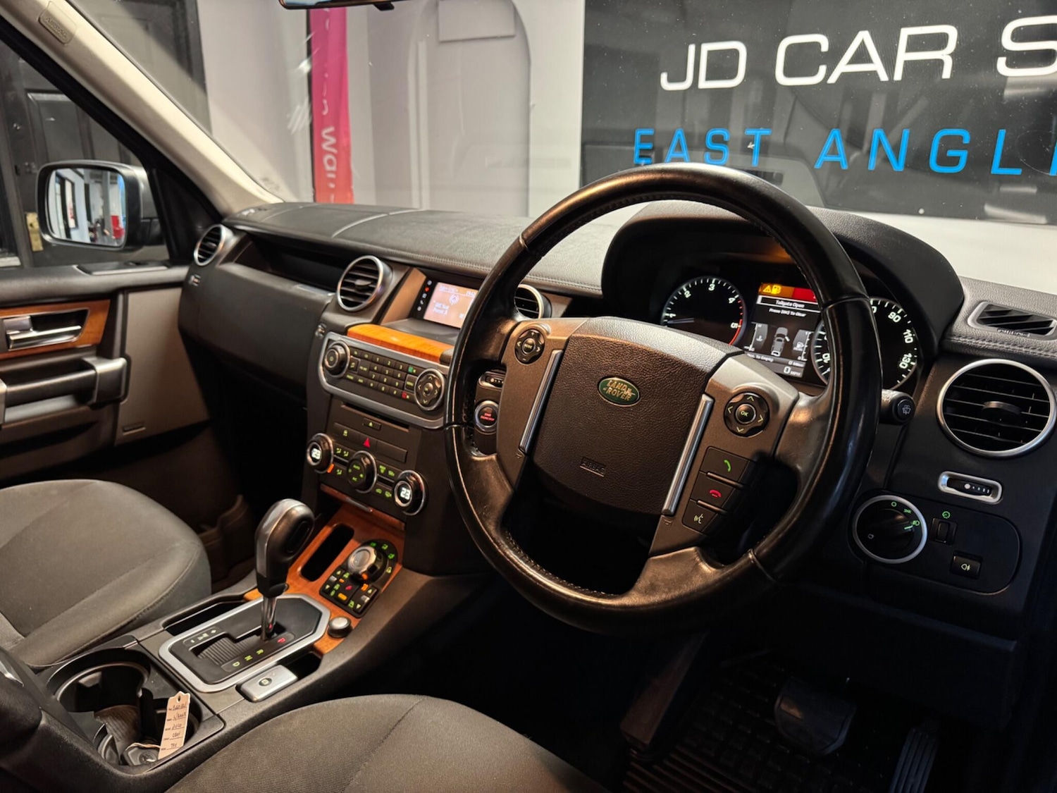 Used Land Rover Discovery 4 2010 for sale - 76371690: Photo 23