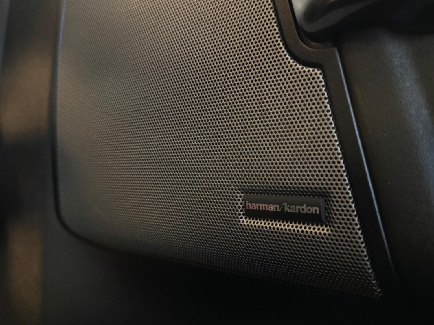 Used Land Rover Discovery 4 2010 for sale - 76371690: Photo 25