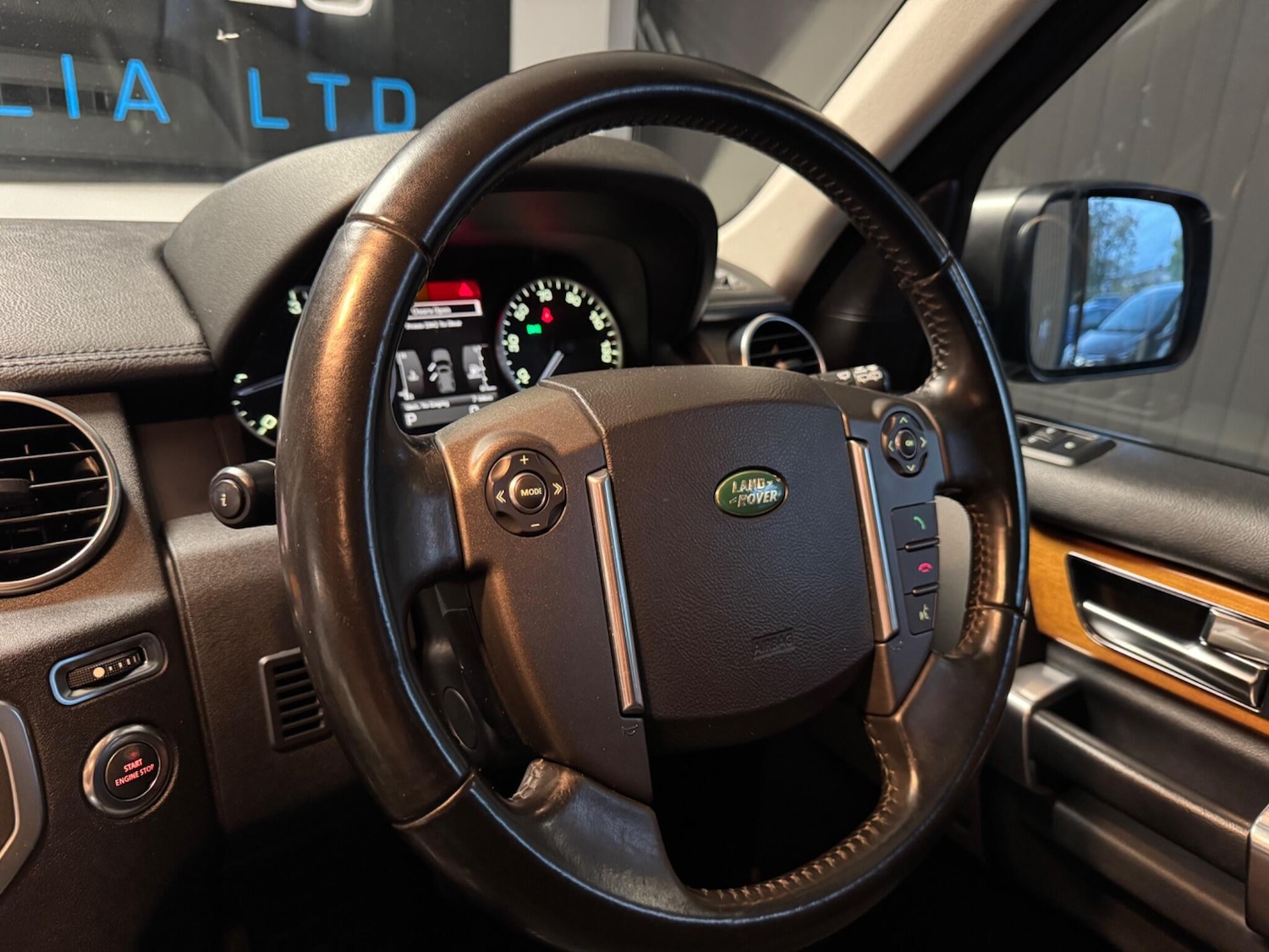 Used Land Rover Discovery 4 2010 for sale - 76371690: Photo 37